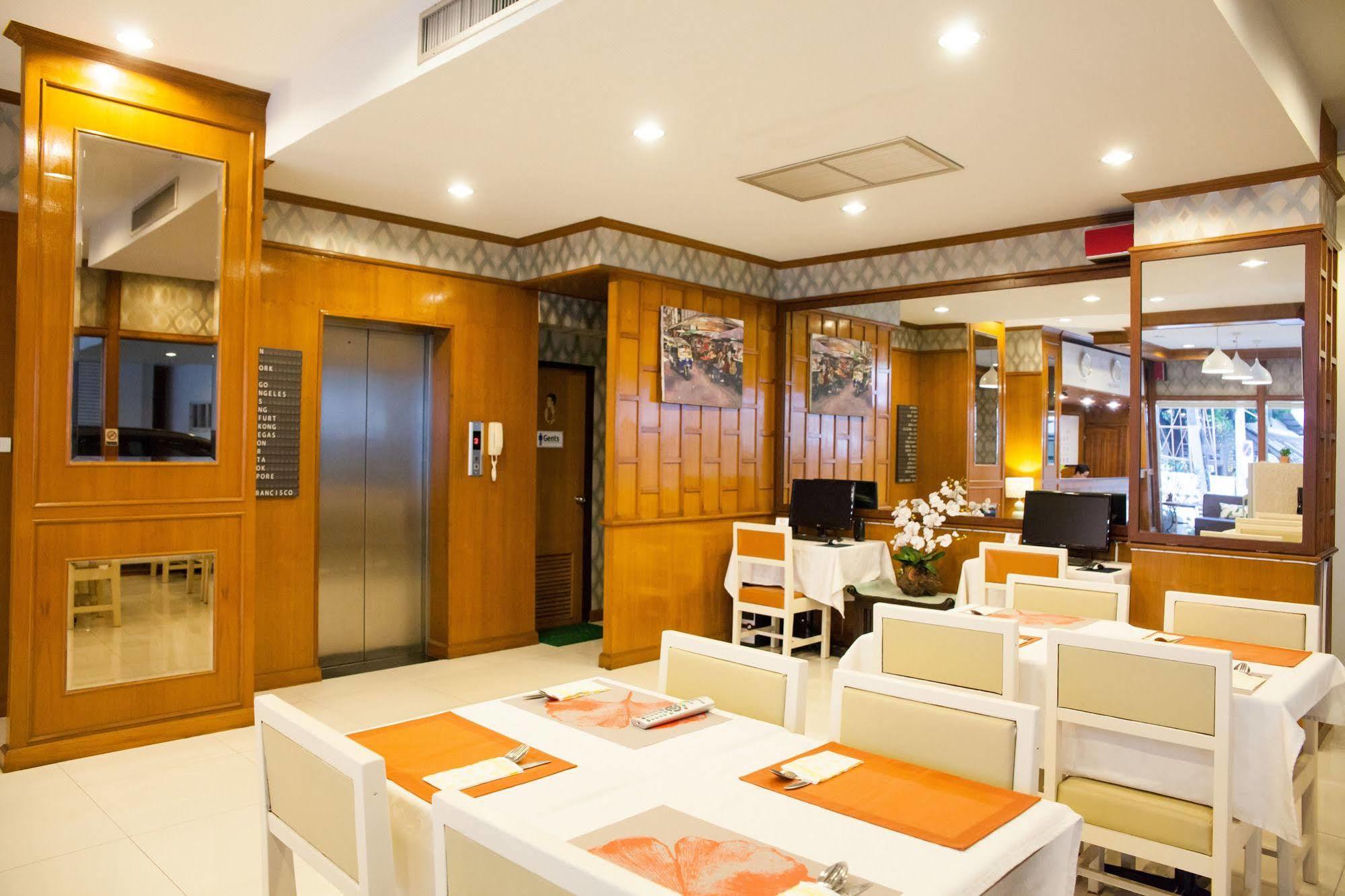 Hotel Fa Dragon à Chiang Mai Extérieur photo
